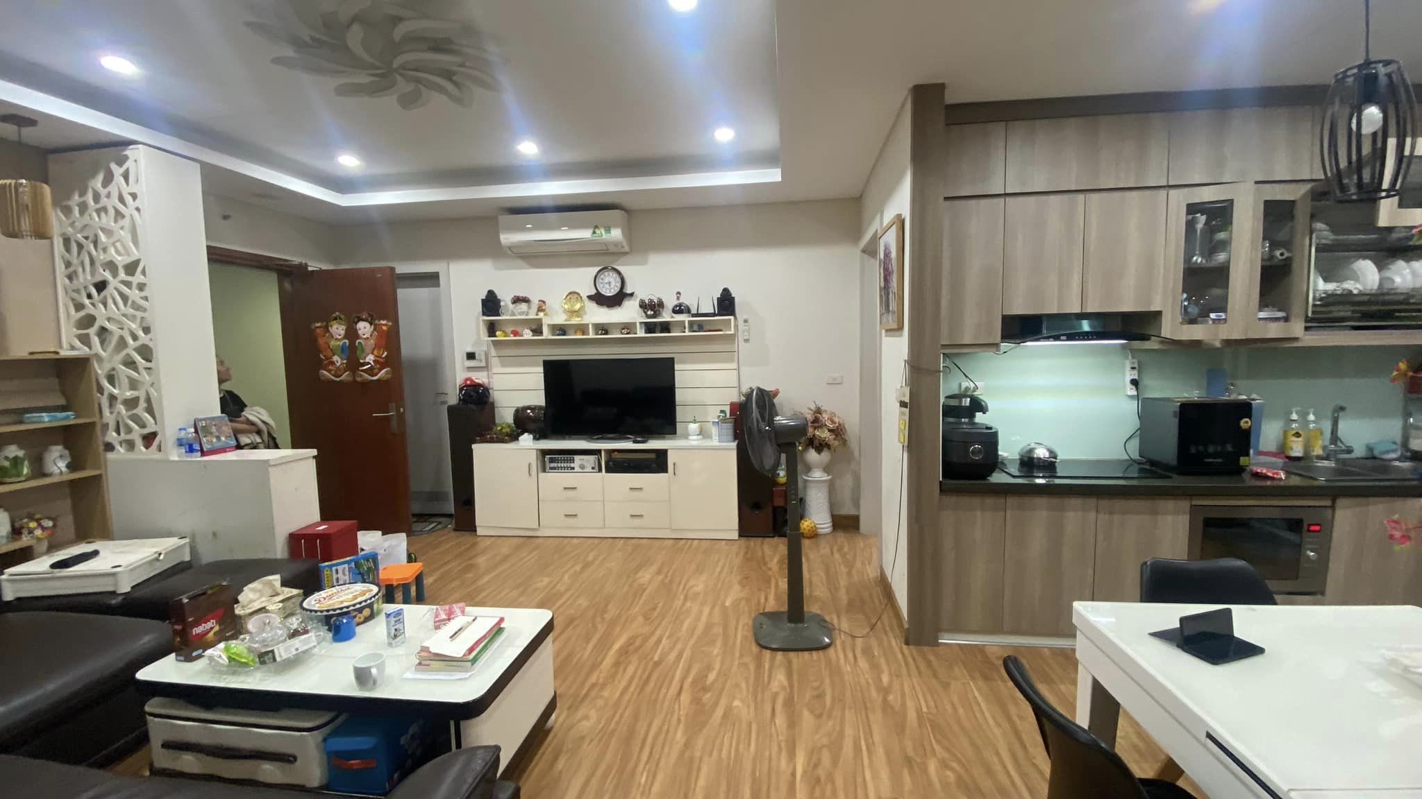 Cho thuê căn hộ 3 ngủ 98m2 full đồ cao cấp tòa N02T1 Ngoại Giao Đoàn 1