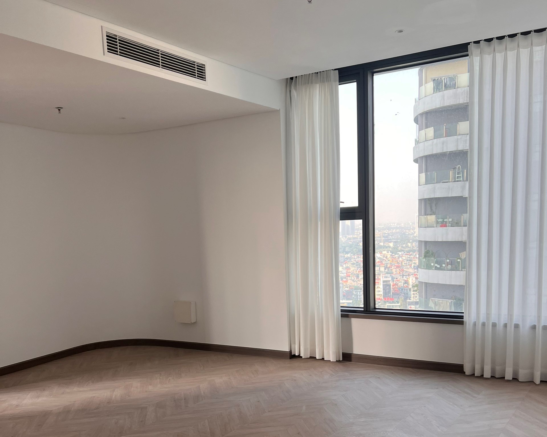 Cho thuê căn hộ 3 ngủ chung cư tòa N01T6 Ngoại Giao Đoàn 3