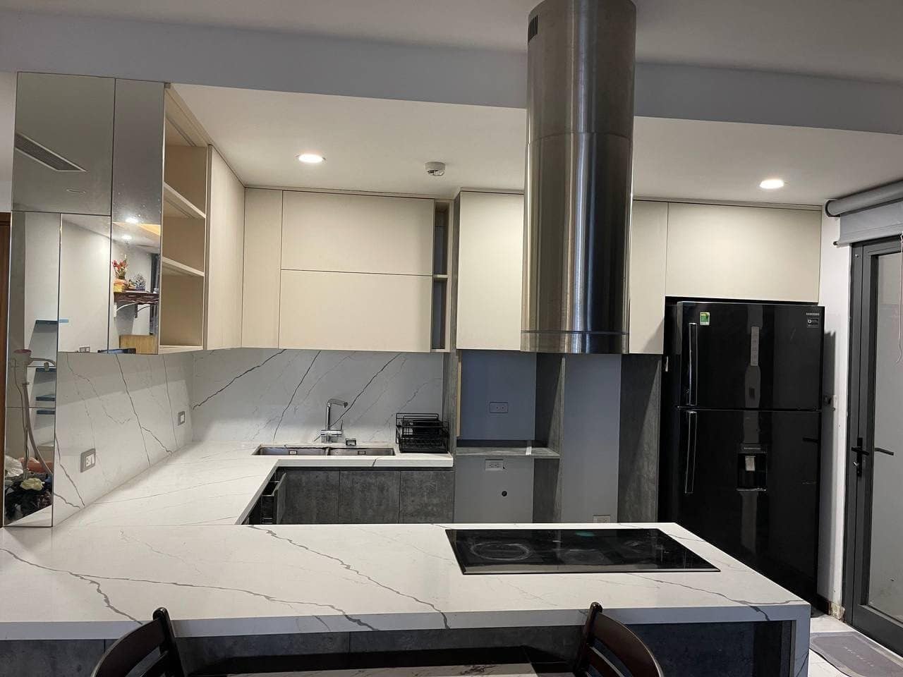 Cho thuê căn hộ 3 ngủ view đẹp tòa N01T8 Ngoại Giao Đoàn Hà Nội 2