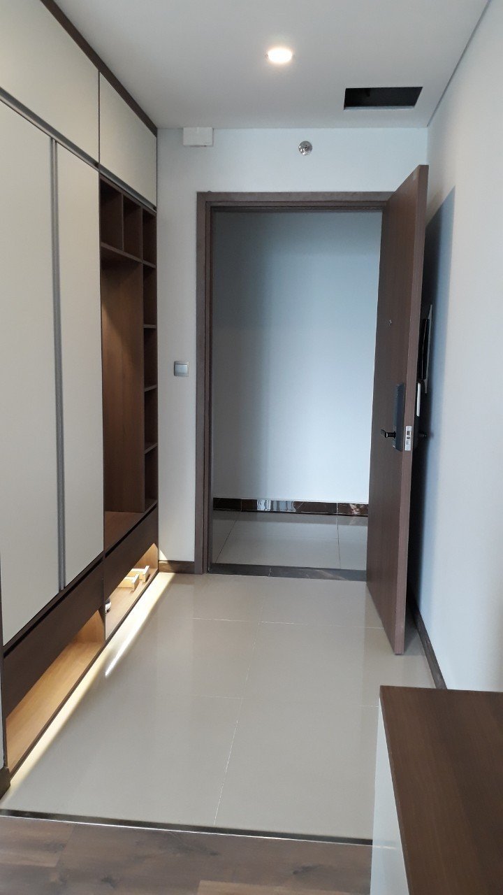 Cho thuê căn hộ 3 phòng ngủ 101m2 full nội thất cao cấp tòa N01T4 Ngoại giao đoàn 10