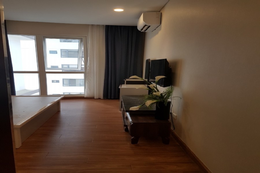 Cho thuê căn hộ 3 phòng ngủ chung cư N03 T5 Ngoại Giao Đoàn 7