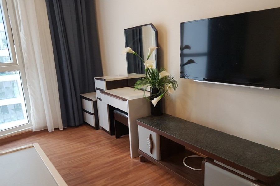 Cho thuê căn hộ 3 phòng ngủ chung cư N03 T5 Ngoại Giao Đoàn 12