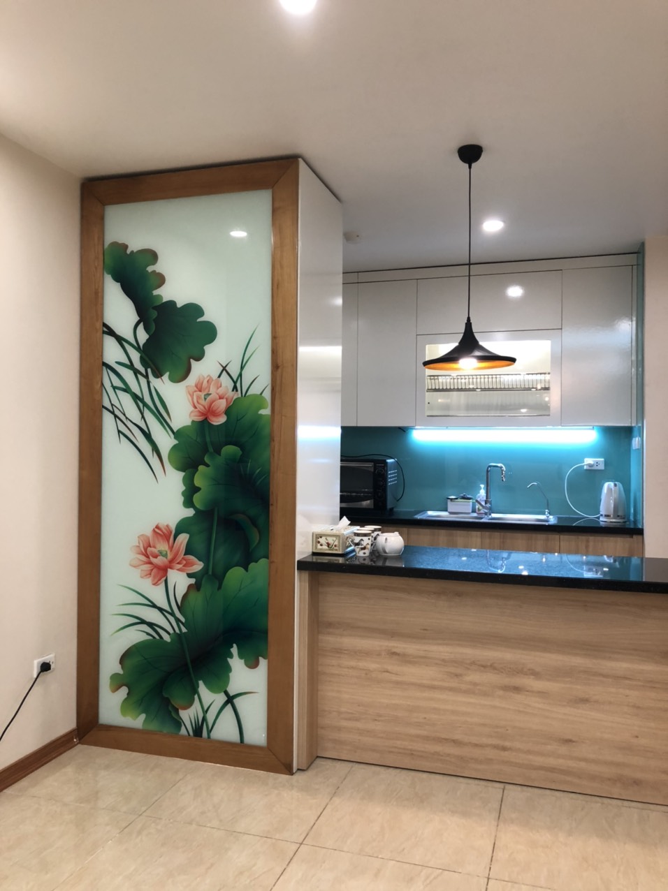 Cho thuê căn hộ 3PN tầng cao toà N04B Ngoại giao đoàn 6