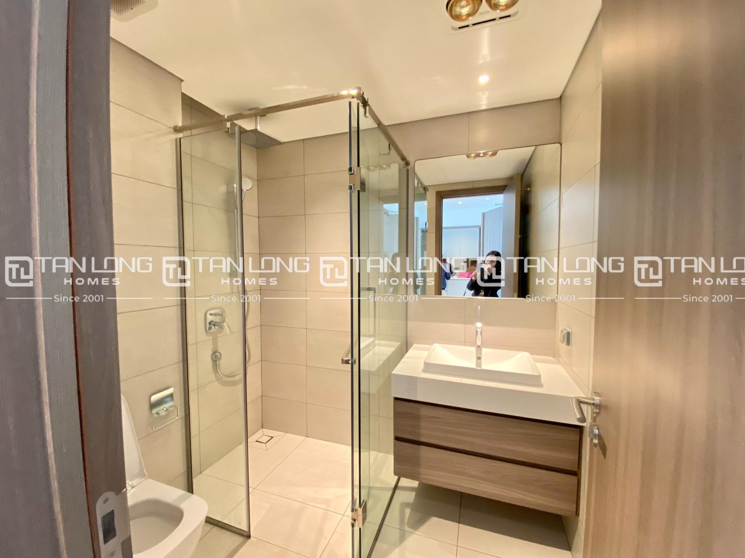 Cho thuê căn hộ 3PN toà N01T6 Ngoại Giao Đoàn full nội thất liền tường 3
