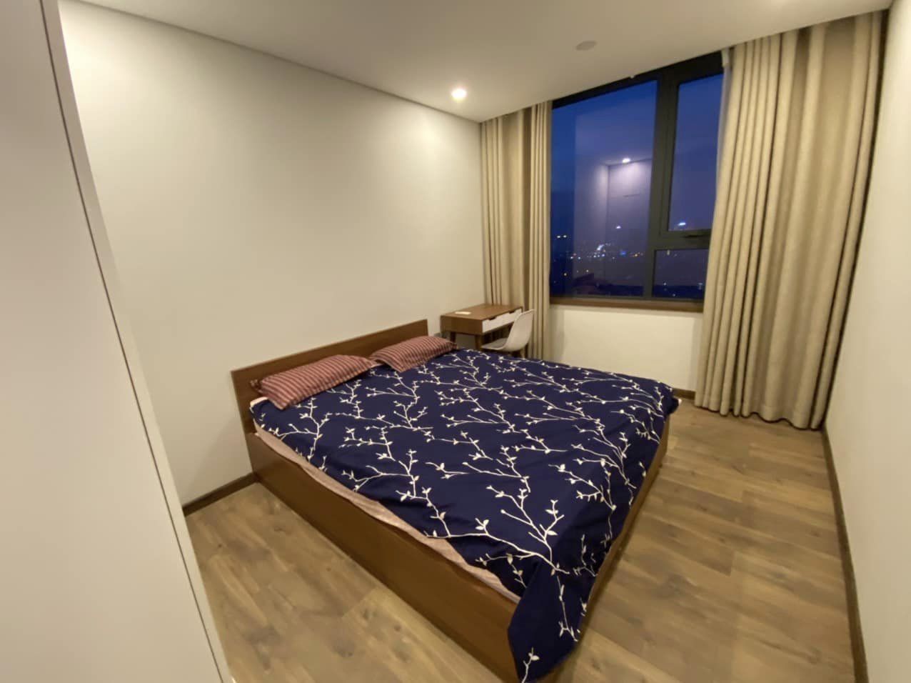 Cho thuê căn hộ 3PN/117m2 tầng trung full đồ mới tòa N02T2 Ngoại Giao Đoàn 5