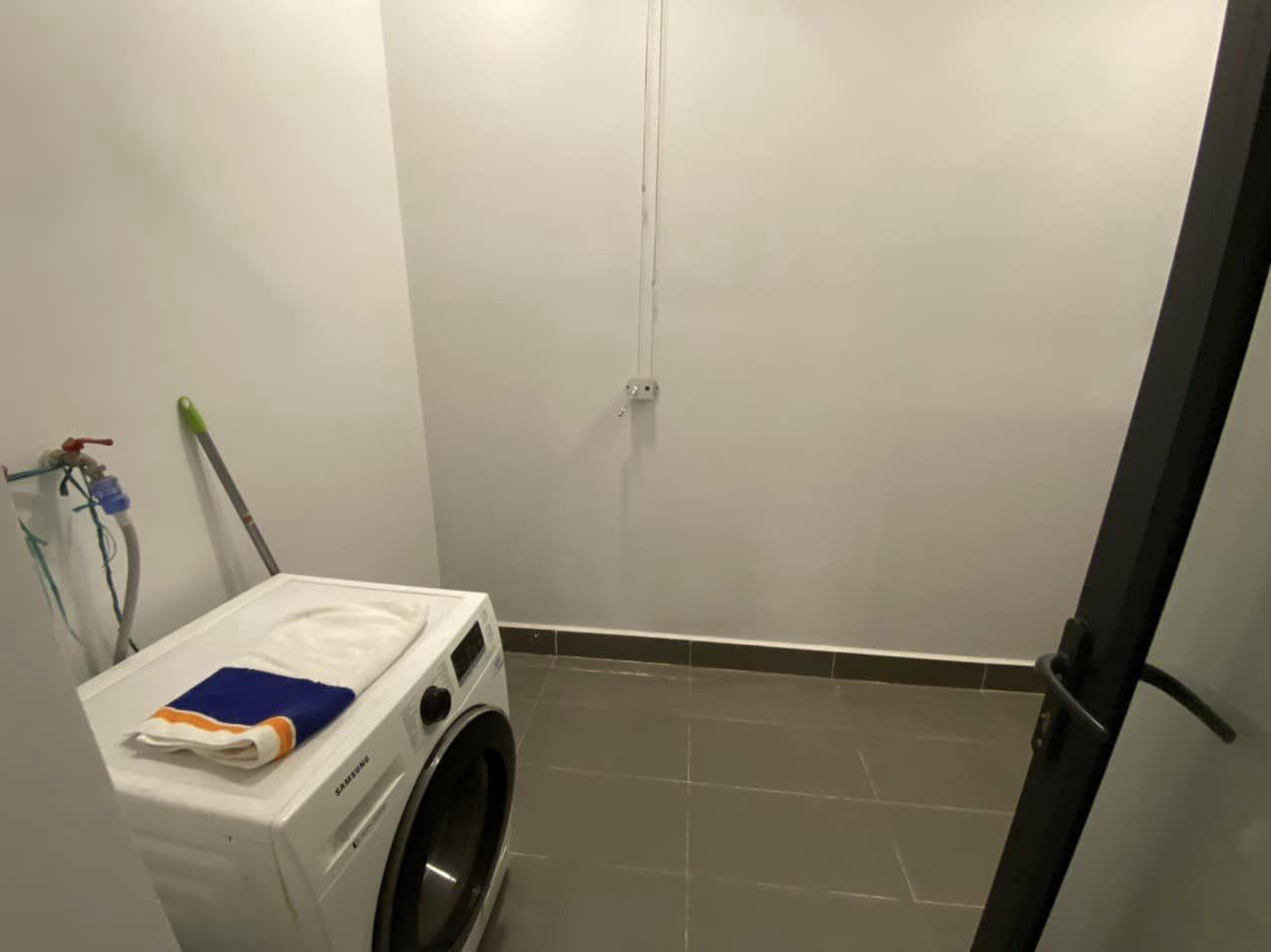 Cho thuê căn hộ 3PN/117m2 tầng trung full đồ mới tòa N02T2 Ngoại Giao Đoàn 9