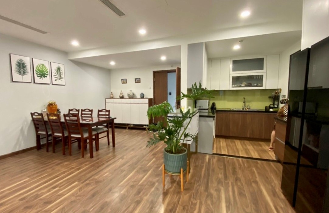 Cho thuê căn hộ 4 ngủ 137m2 full đồ view đẹp tại N01T8 Ngoại Giao Đoàn 3