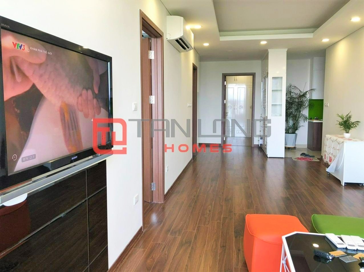 Cho thuê căn hộ 4PN/132m2 tầng cao view công viên hồ điều hòa tại N01T1 2