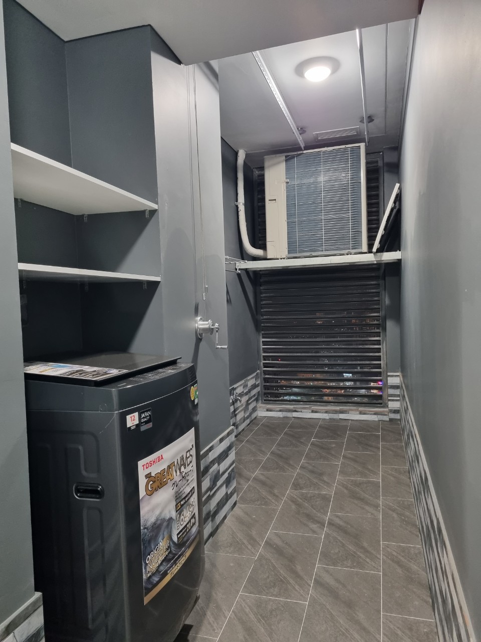 Cho thuê căn hộ 4PN/142m2 full đồ, có slot ô tô, FREE phí dịch vụ tại Han Jardin 10