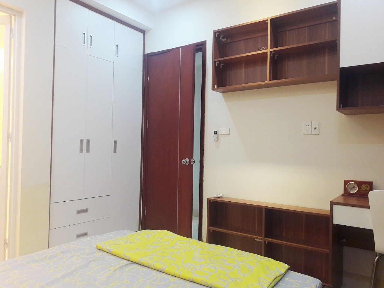 Cho thuê căn hộ chung cư N03 - T8 Ngoại Giao Đoàn căn hộ 2 phòng ngủ giá rẻ 5