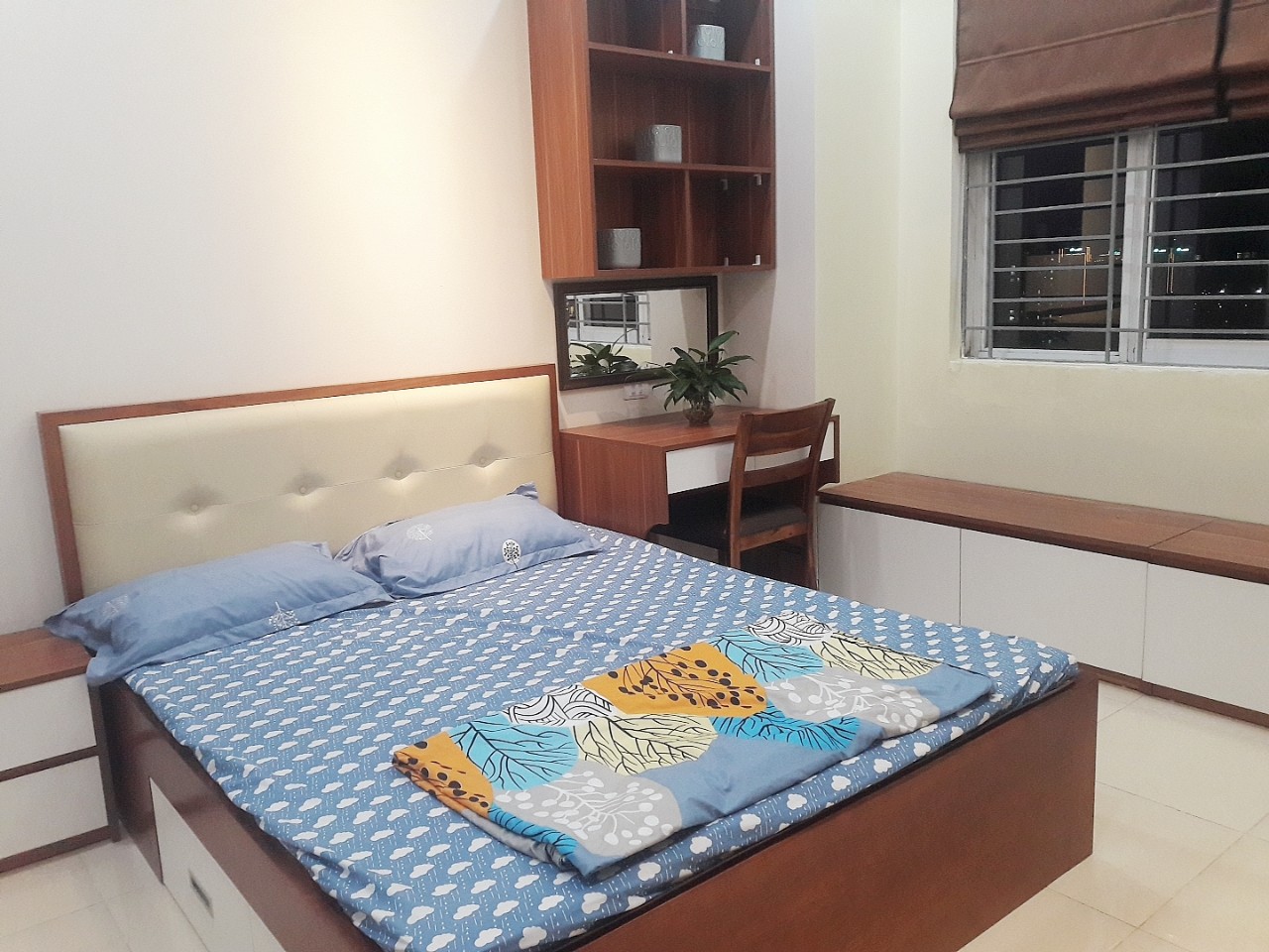 Cho thuê căn hộ chung cư N03 - T8 Ngoại Giao Đoàn căn hộ 2 phòng ngủ giá rẻ 8