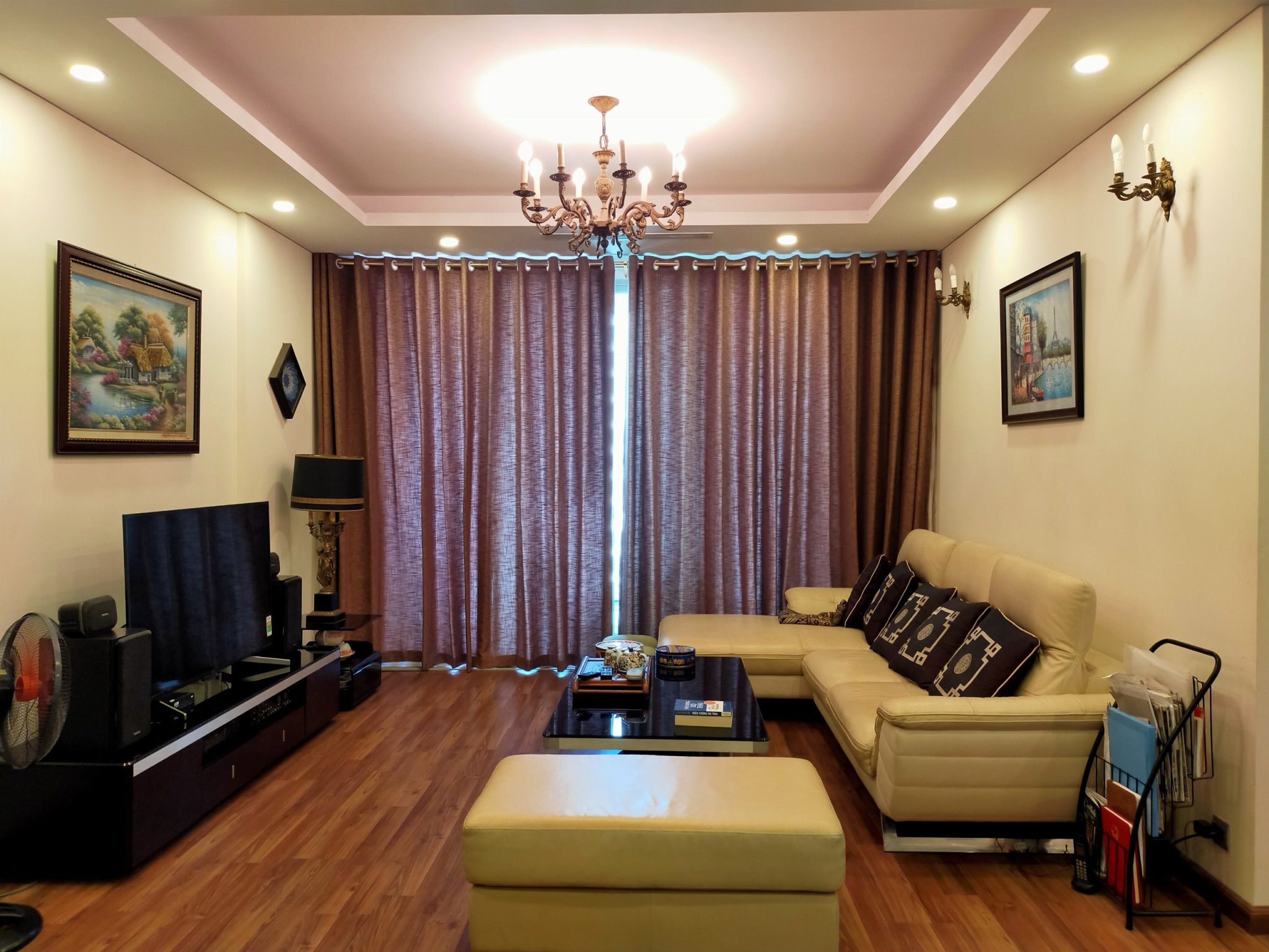 Cho thuê căn hộ chung cư Ngoại Giao Đoàn, tòa N03 - T2, căn hộ 4 phòng ngủ 1