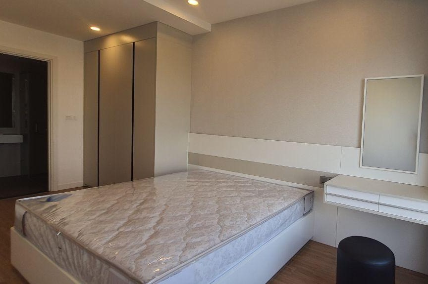 Cho thuê căn hộ tòa Novo Kosmo: 2 ngủ 87m2 full đồ, giá tốt 10