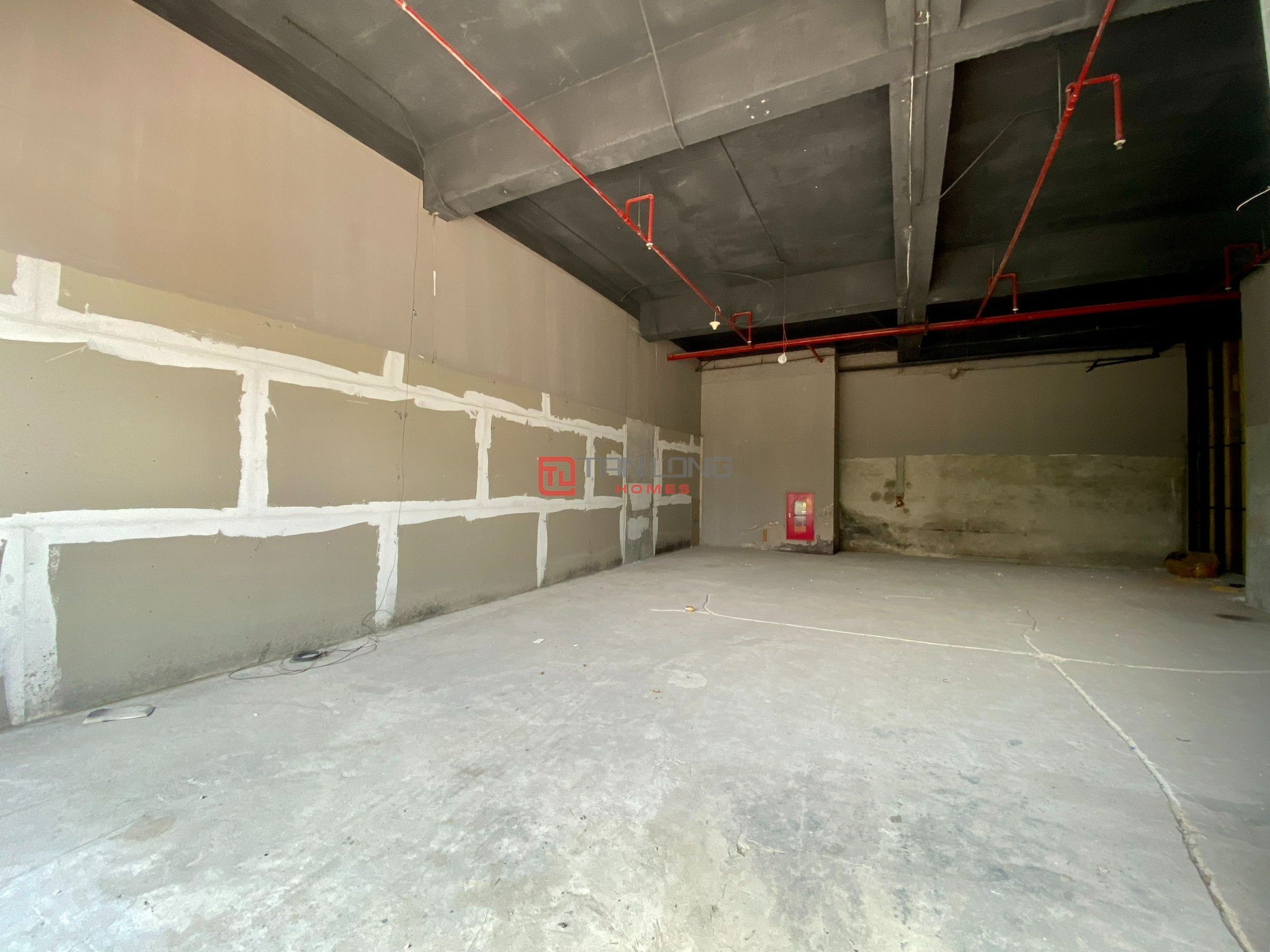 Cho thuê sàn văn phòng 139m2 tầng 1 view đường đôi tại N01T3 Ngoại Giao Đoàn 1