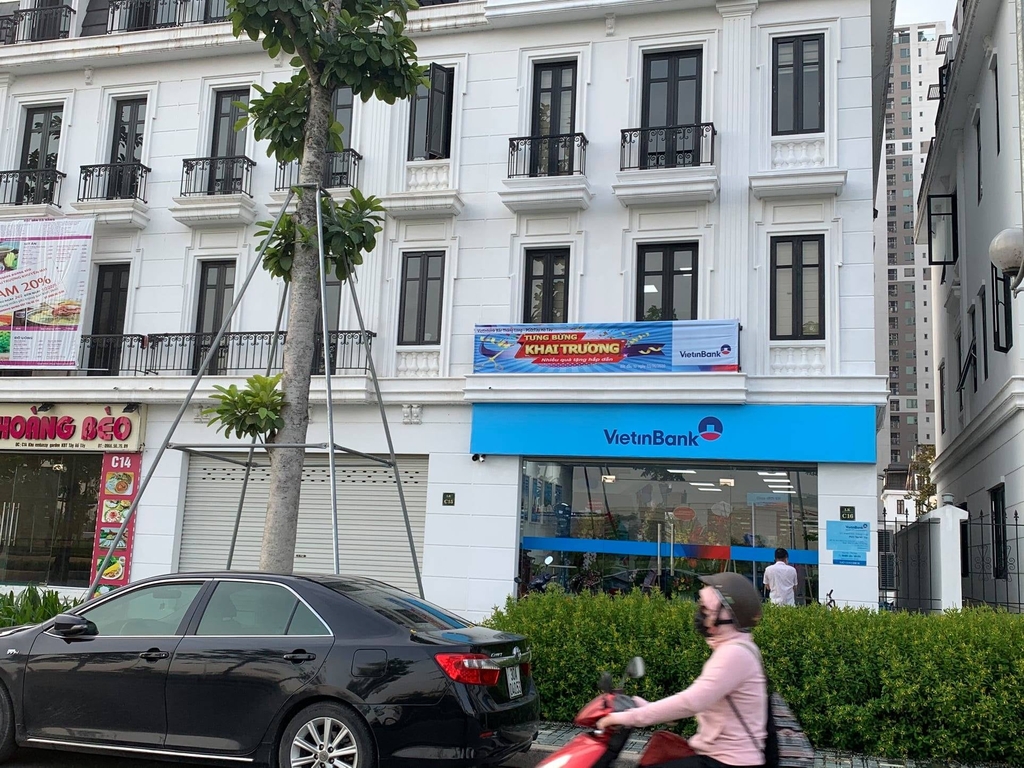 Cho thuê shophouse Embassy Garden: 120m2 x 4 tầng hoàn thiện, có thang máy 3