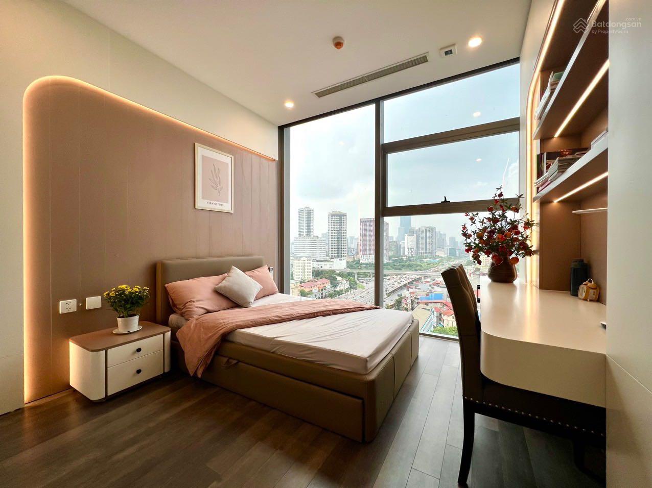 Chủ nhà nhờ bán căn hộ 2 phòng ngủ toà CT1B KĐT Nghĩa Đô diện tích 70m2 tầng trung view đẹp 3