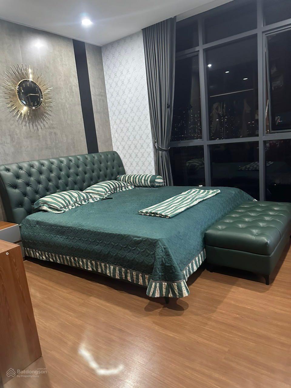 Chủ nhà nhờ bán căn hộ 2 phòng ngủ toà CT1B KĐT Nghĩa Đô diện tích 70m2 tầng trung view đẹp 4
