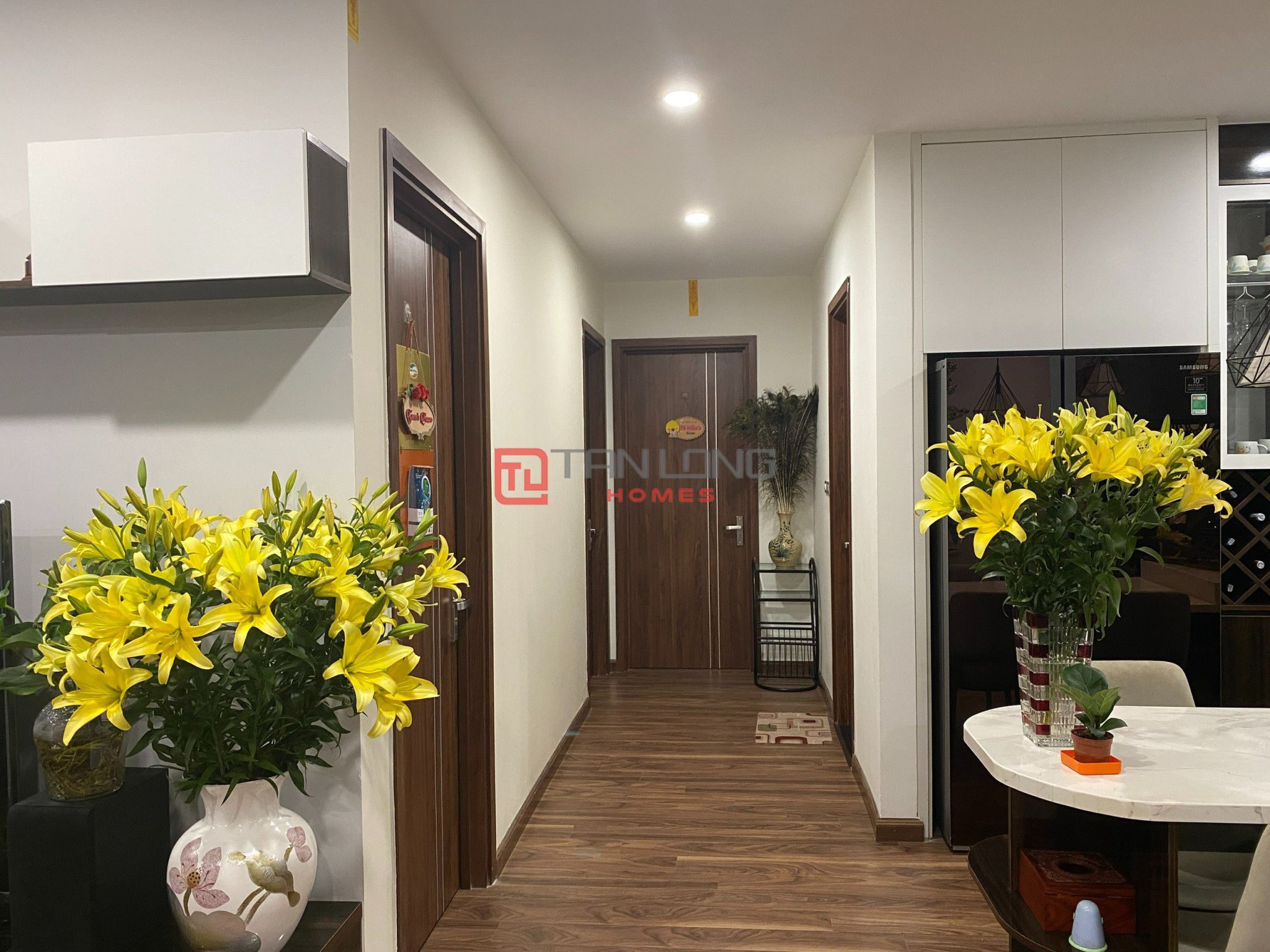 Chuyển nhượng căn 4 ngủ 136,03m2 full đồ mới đẹp tại N01T8 Ngoại Giao Đoàn 6