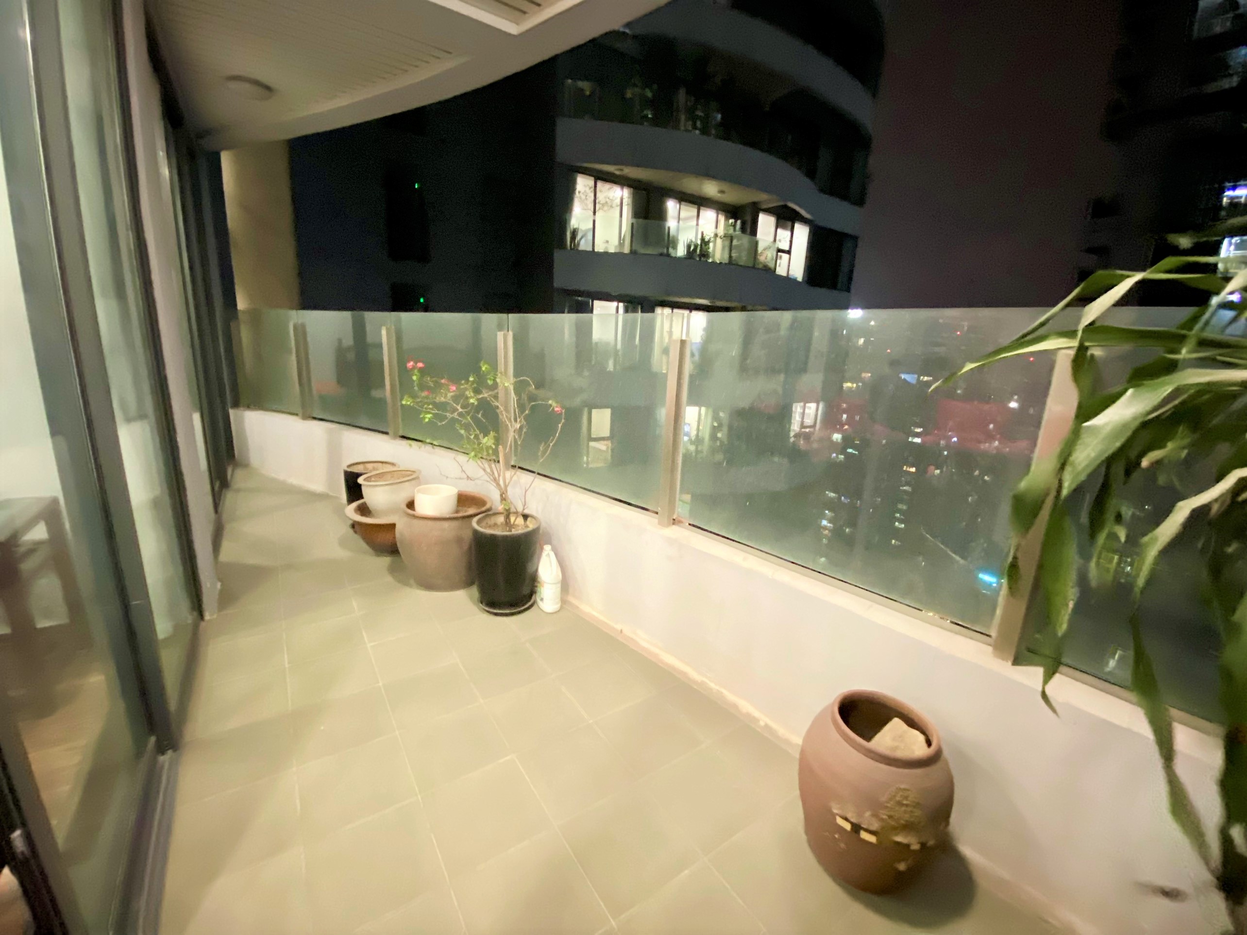 Chuyển nhượng căn 4PN/136m2 tầng trung đồ cơ bản view thoáng tòa N01T8 5