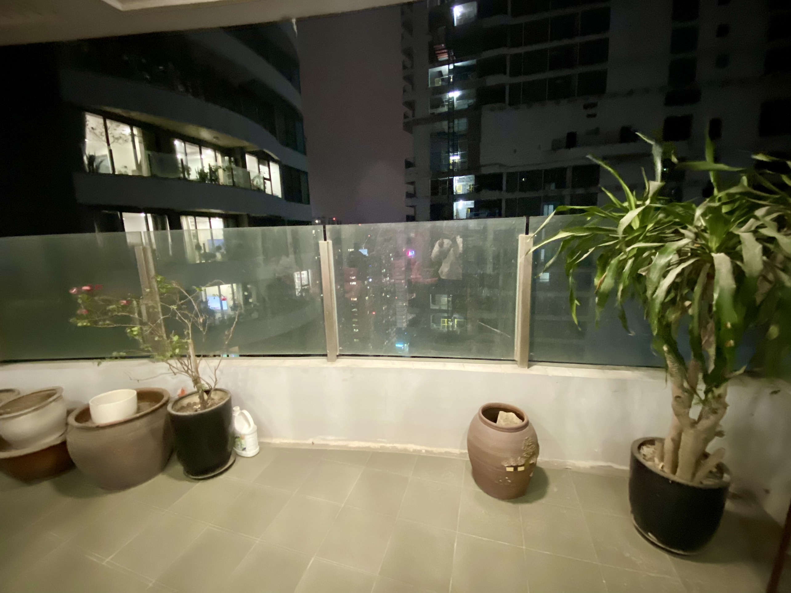 Chuyển nhượng căn 4PN/136m2 tầng trung đồ cơ bản view thoáng tòa N01T8 6