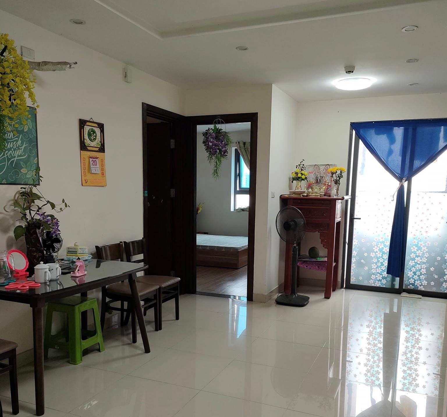 Hot! Chính chủ bán căn 2 ngủ chung cư N04A Ngoại Giao Đoàn, có sổ đỏ, giá tốt 2