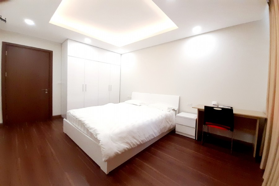 LAKEVIEW & AFFORDABLE 3 bedroom apartment for rent in N01T5, Ngoai Giao Doan Hanoi 8