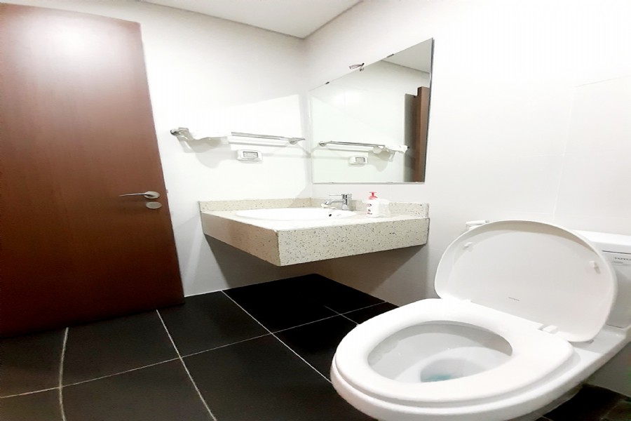 LAKEVIEW & AFFORDABLE 3 bedroom apartment for rent in N01T5, Ngoai Giao Doan Hanoi 16