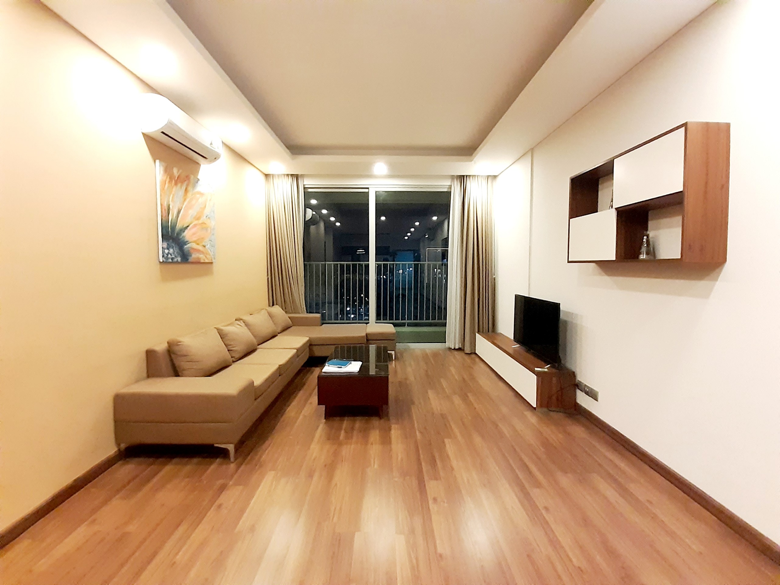 $670 - 2BRs/2WCs apartment for rent in N03T2, Taseco Building, Diplomatic Corps, Ngoai Giao Doan Hanoi