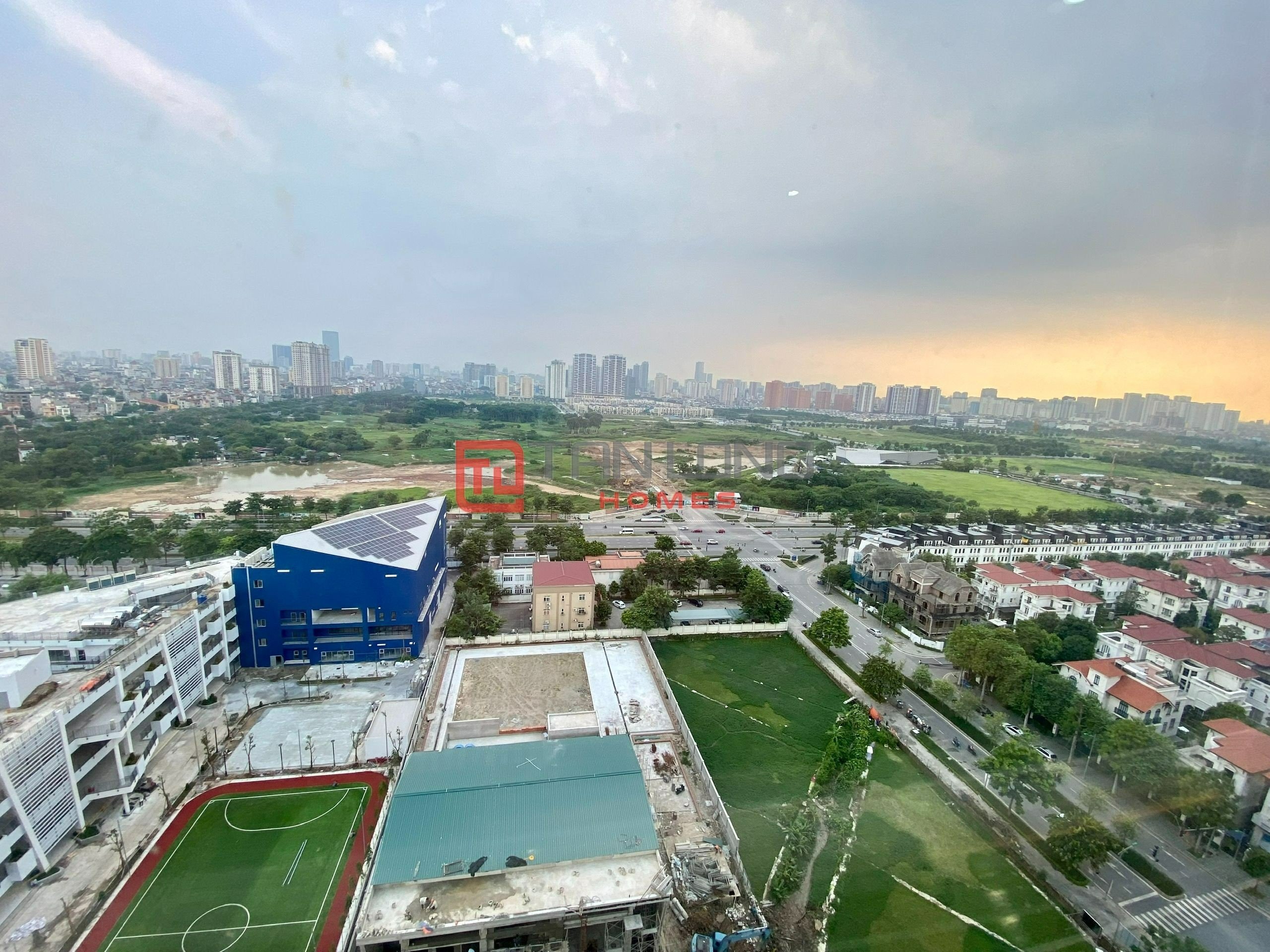 Most oversized 2-bedroom apartment for sale in Diplomatic Corps 5