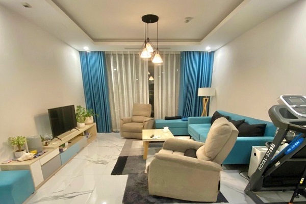 Bán căn hộ 60,2 m2, thiết kế đẹp, 2 PN rộng, nội thất nhập khẩu tòa B6 Green Stars