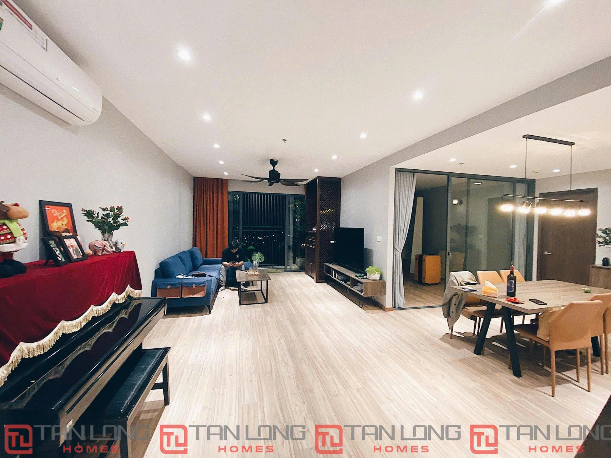 Bán chung cư Ngoại Giao Đoàn - Tòa N03T3 - DT: 130m2/3PN/2WC cửa đông bắc view hồ điều hòa