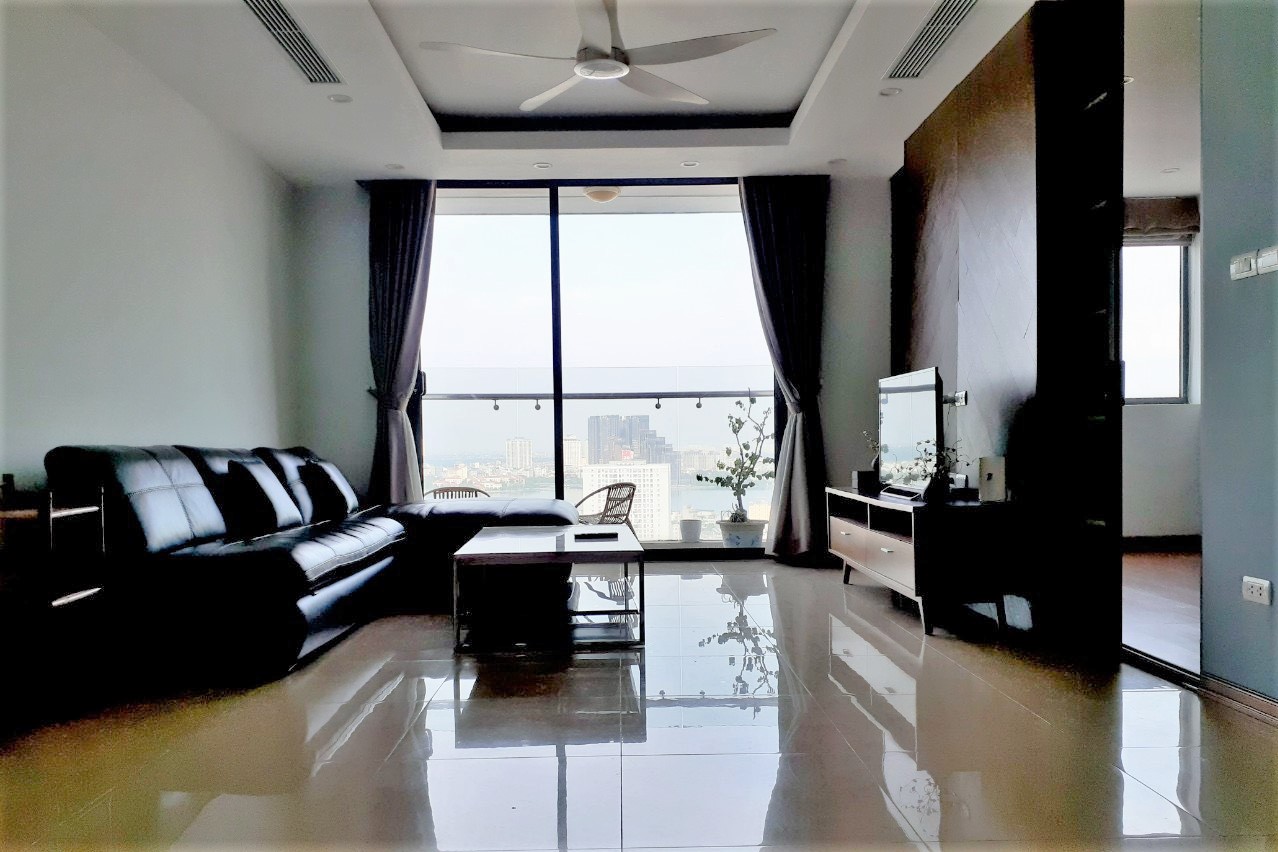 Cho thuê căn 3 ngủ 129m2 tầng cao view Hồ Tây tại N04B Ngoại Giao Đoàn