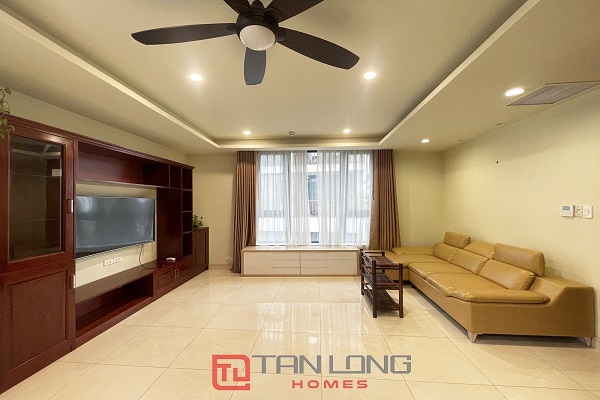 Cho thuê căn góc 102m2, 3PN full đồ tòa B4, Green Stars Phạm Văn Đồng