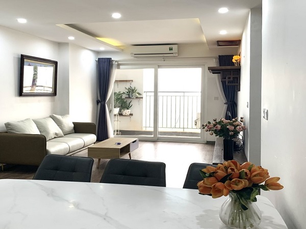 Cho thuê căn hộ 3 ngủ 101m2 full đồ view công viên tòa N02T3 Ngoại Giao Đoàn