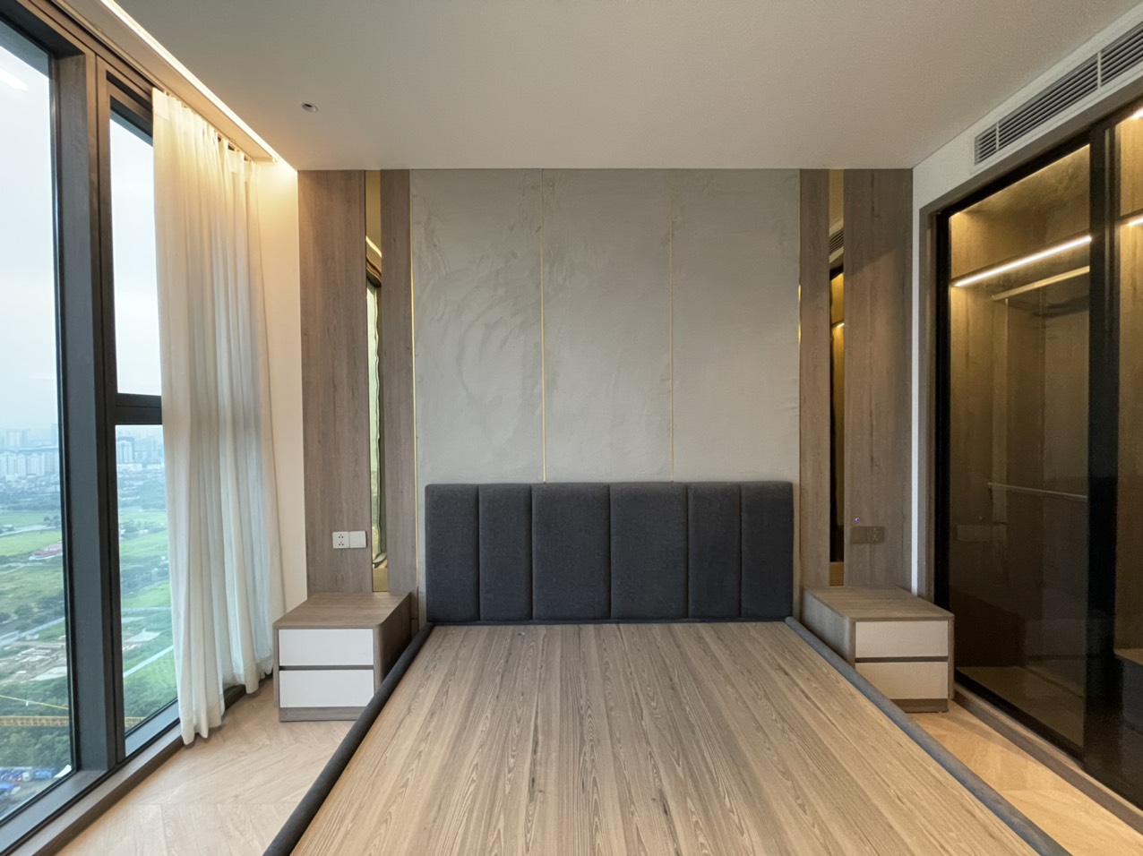 Rent this 105m2 lakeview 3 bedroom apartment in N01T6 Han Jardin Diplomatic Corps now! 5