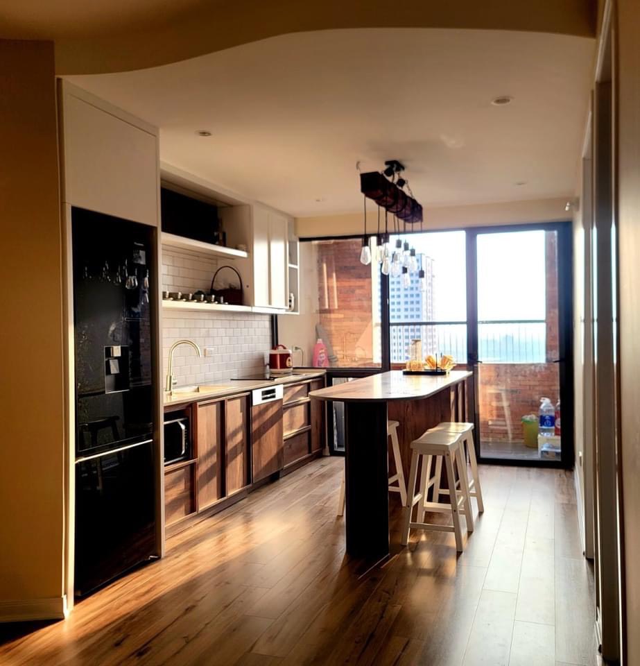 SIÊU HIẾM: Bán căn 2PN/59,2m2 nhà mới sửa đẹp, căn góc tầng cao tại N04A 1