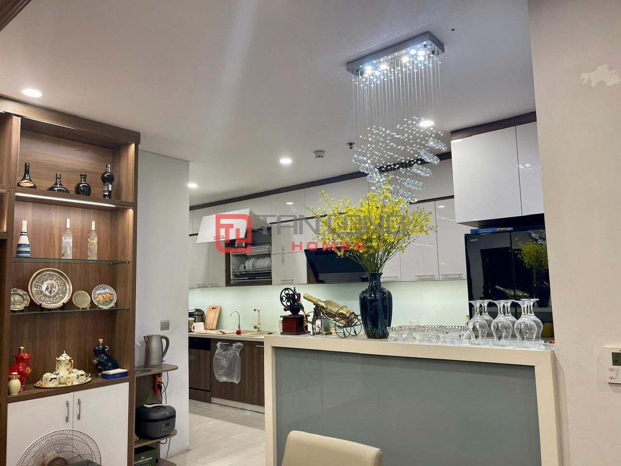 Siêu hiếm! Bán căn góc 4PN/171m2 hướng Đông Nam full đồ cao cấp tòa N03T2 10