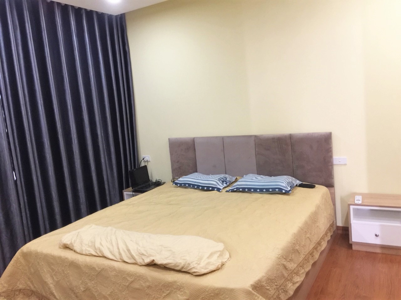 Thuê căn hộ căn góc chung cư N01T2 khu Ngoại Giao Đoàn, Bắc Từ Liêm, Hà Nội 4